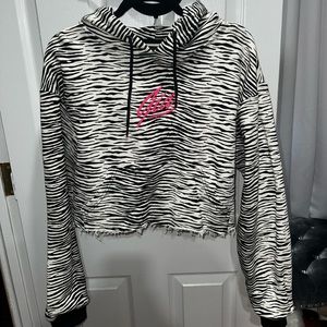 I.AM.GIA ZEBRA CROPPED HOODIE